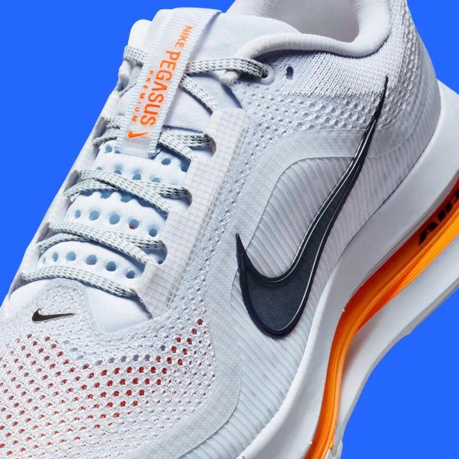 Nike跑鞋把能给的都给足了球王会网页版配置诱人！这双(图6)