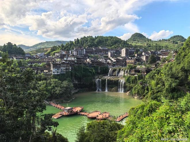 张家界五天怎么玩攻略｜十二月玩凤凰古城+芙蓉镇人均预算(图2)